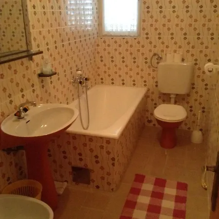 Apartment Biserka