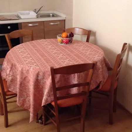 Apartment Biserka *