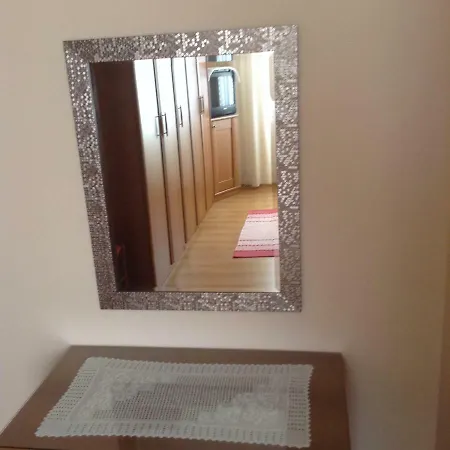 Biserka Apartment *
