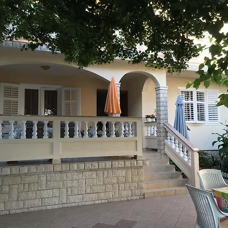 Biserka Appartement *